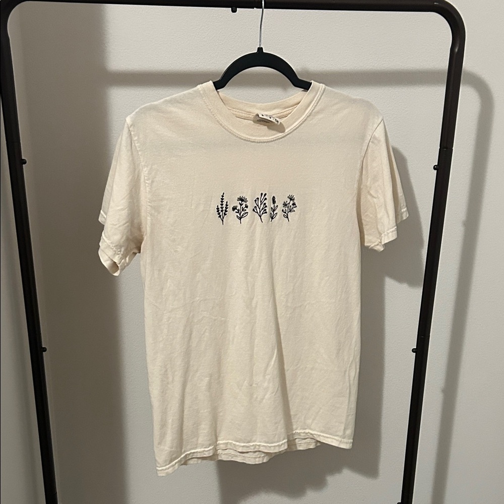 Comfort Colors Cream Tee with Botanical Print